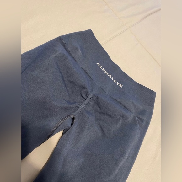 ALPHALETE AMPLIFY LEGGINGS/WHALE COLOR - Picture 2 of 4